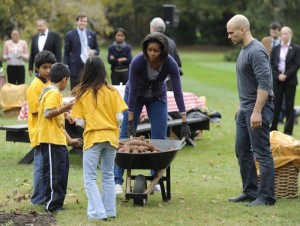 10884819_891649987541907_1885611335_n