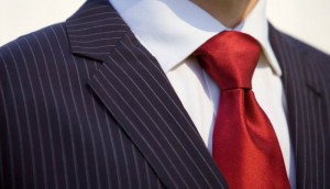 1417451086_how-to-tie-a-tie-the-windsor-knot-1083096-twobyone