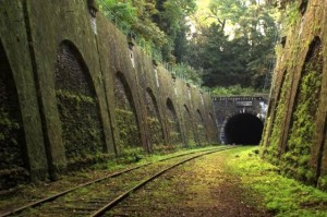 abandoned_railroad_tunnel_in_france_106549911.640x0