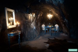 1421828213_unusual-themed-hotels-20-2