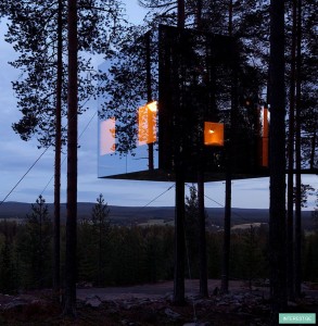 1421828220_unusual-themed-hotels-16__880