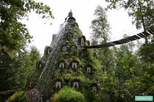 1421828239_unusual-themed-hotels-11__880