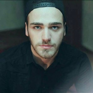 11081866_411094199051172_887973162_n