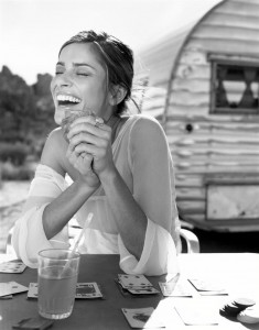 Amanda-Peet-photo-2012