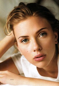 Scarlett-in-Vogue-UK-2006-scarlett-johansson-251059_500_718