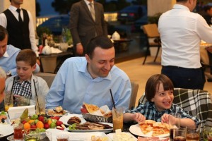 11393134_867817909975953_2282291789875352423_n