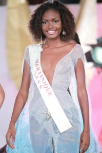 Axelle Perrier, Miss Martinique World 2011 (7)