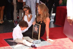 2B2104A200000578-3186296-image-m-78_1438804644094