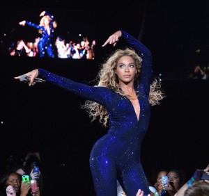 Beyonce "The Mrs. Carter Show World Tour" - Miami
