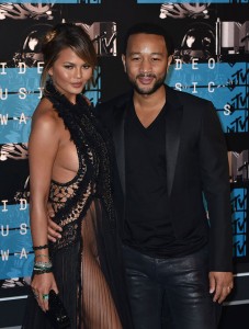 690x911_0xd42ee42a_9374351171441012189