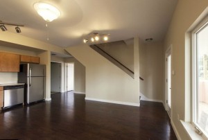 756460-R3L8T8D-650-2B6C93DB00000578-3200488-image-a-151_1439779856390