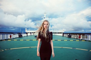13376560-R3L8T8D-900-different-countries-women-portrait-photography-michaela-noroc-11-finland-baltic-sea
