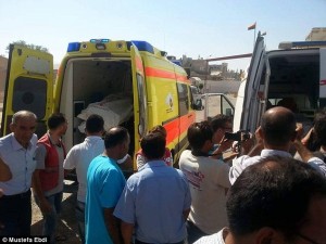 2BF67B5F00000578-3222135-image-a-5_1441356392085