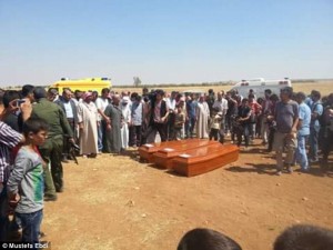 2BF6E25200000578-3222135-image-a-16_1441359164222