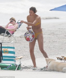 2C0AD33E00000578-3225058-image-a-77_1441626640824