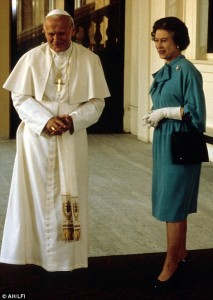 2C0C4D1000000578-0-image-a-235_1442014374601