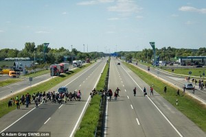 2C1B5C8900000578-3226888-image-a-10_1441796742295