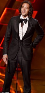 2C94AEA600000578-3228427-image-a-322_1442815292583