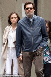 2CE7778B00000578-3253642-image-a-58_1443546438870