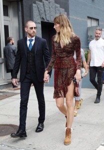 Street Style - Spring 2016 New York Fashion Week