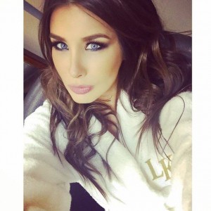 1013646_306848419525126_2232460423164741182_n