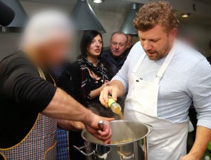 12046788_887940491281983_1376566508259684724_n