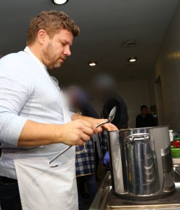 12049322_887940351281997_2363555568229276194_n