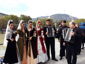 12065589_851398764976282_7612743637742633718_n