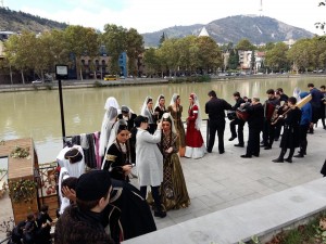 12096242_851399038309588_2942850279764899116_n