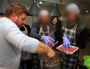 12105928_887940424615323_5288148876263039923_n