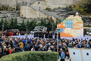 12108220_1185156704834261_664376080104912651_n