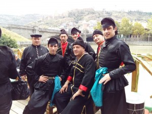 12108789_851400784976080_3799169160717209141_n