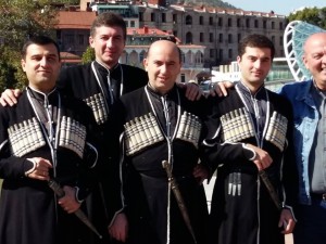 12108945_851402804975878_4172009719461134636_n