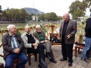 12112368_851400264976132_1500908079467455748_n