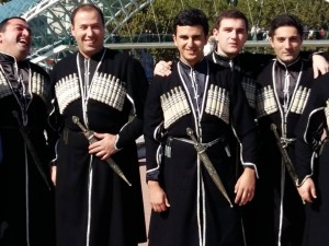 12118767_851402944975864_4887717978709723106_n