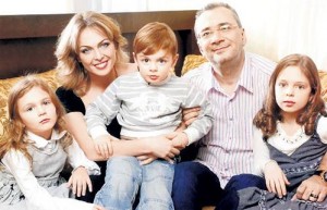 12179821_1064358873597613_1804378541_n