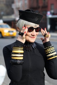 2329505-R3L8T8D-650-9