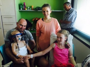 2CE5FB6100000578-3253102-image-a-3_1443528442200