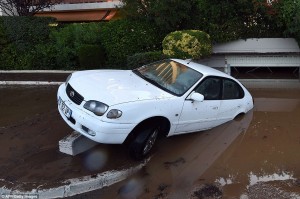 2D10F26400000578-3259269-image-a-87_1443955238705