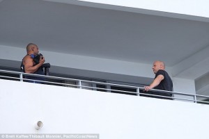 2D25D79800000578-3262544-image-a-82_1444166830151