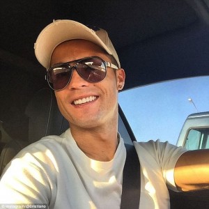 2D5FBAED00000578-0-image-a-89_1444824395120