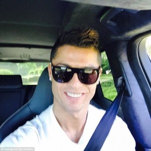 2D5FCD7800000578-0-image-a-62_1444824205939