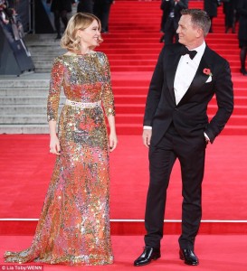 2DCF5C4400000578-3290575-image-m-120_1445893088394