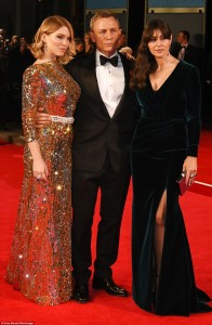 2DCF5F1000000578-3290502-A_bevvy_of_Bond_beauties_The_women_looked_sensational_as_they_st-m-34_1445897322057