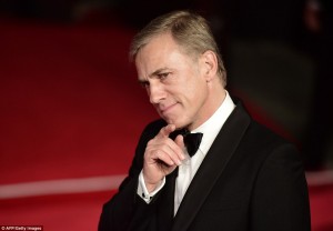 2DCF6D0100000578-3290358-image-a-106_1445897850203