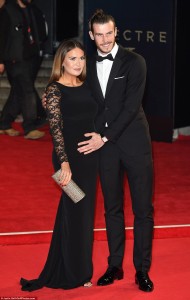 2DCFD6EF00000578-3290358-image-m-28_1445891579112