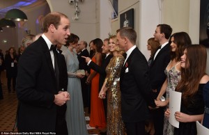 2DD04BEA00000578-3290358-image-a-72_1445895259946