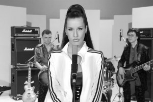 398907_308531952557089_1481556743_n