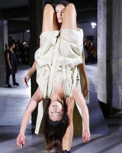 Rick-Owens-Spring-2016-Paris-Fashion-Week-Show (4)