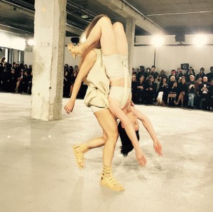 Rick-Owens-Spring-2016-Paris-Fashion-Week-Show (6)